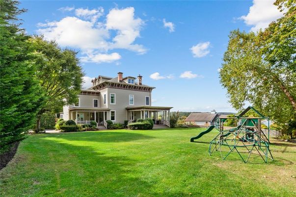 Backyard, Exterior, Playground