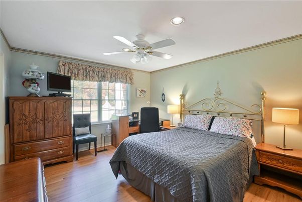 Bedroom, Home Office, Interior, Recessed Lighting, Wood Texture Flooring