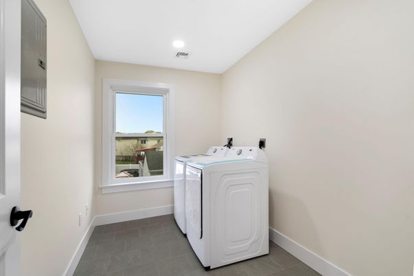 Interior, Recessed Lighting, Washer