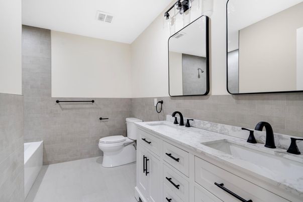 Bathroom, Dual Sink Vanities, Interior