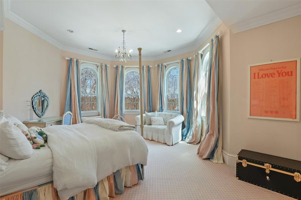 Bedroom, Chandelier, Interior, Recessed Lighting