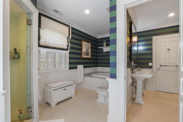 Bathroom, Interior, Recessed Lighting