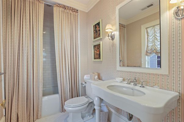 Bathroom, Interior