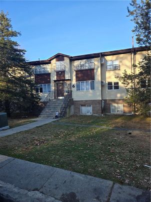 Backyard, Exterior, Facade, Rowhouse