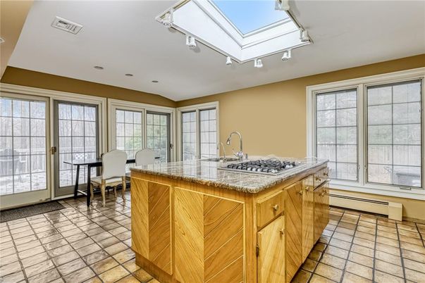 Dining room, Interior