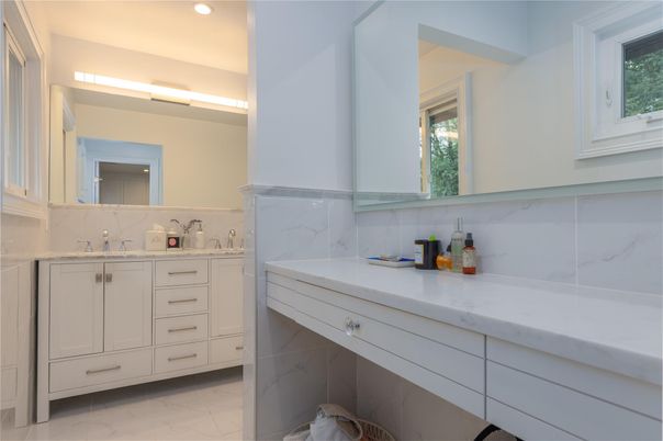 Bathroom, Dual Sink Vanities, Interior, Marble, Marble Walls, Recessed Lighting