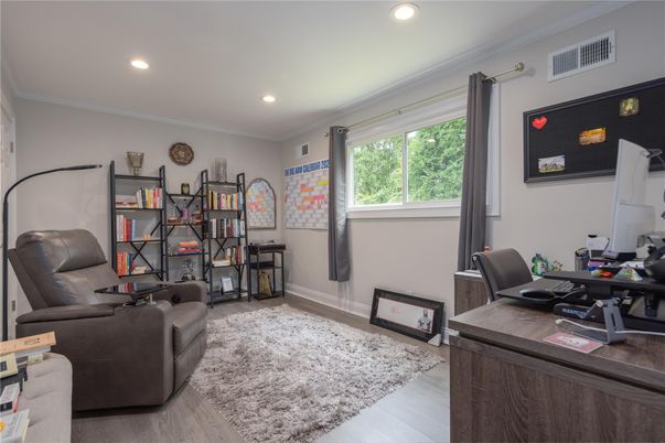 Home Office, Interior, Recessed Lighting, Wood Texture Flooring