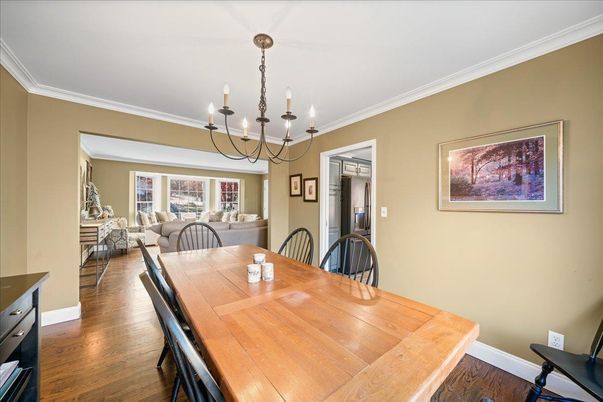 Chandelier, Dining room, Interior, Living room, Wood Texture Flooring