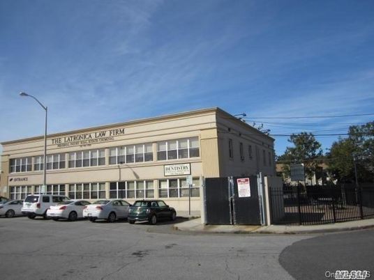 Exterior, Facade, None
