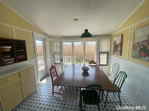 Dining room, Interior, Pendant Lights