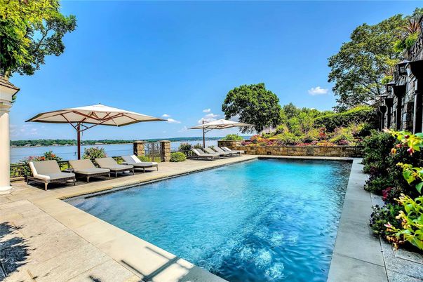 Exterior, Pool, Water