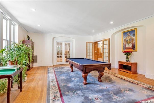 Billiard Table, Game Room, Interior, Recessed Lighting, Wood Texture Flooring