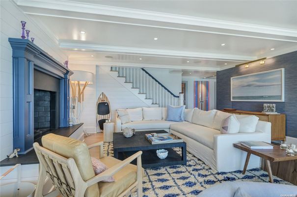 Fireplace, Interior, Living room, Recessed Lighting