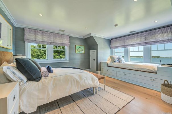 Bedroom, Interior, Recessed Lighting, Water, Wood Texture Flooring