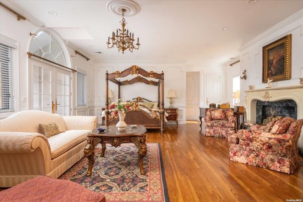 Chandelier, Fireplace, Interior, Living room, Recessed Lighting, Wood Texture Flooring
