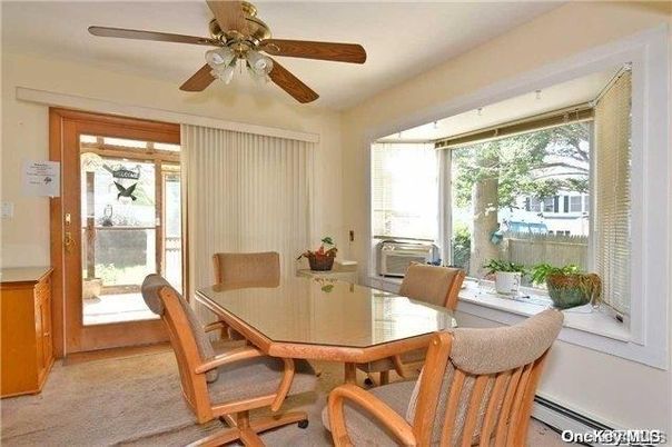 Dining room, Interior