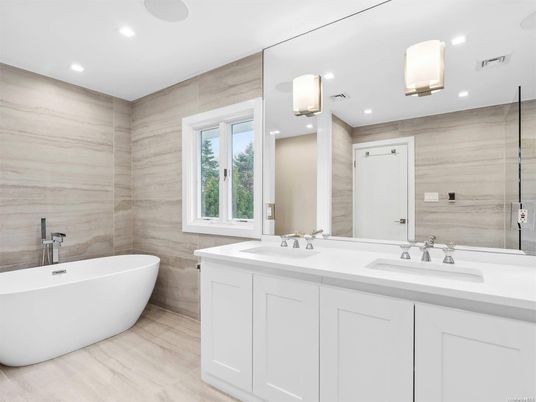 Bathroom, Dual Sink Vanities, Free Standing Baths, Glass Shower, Interior, Recessed Lighting