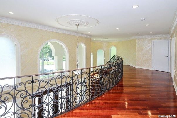 Chandelier, Interior, Recessed Lighting, Wood Texture Flooring