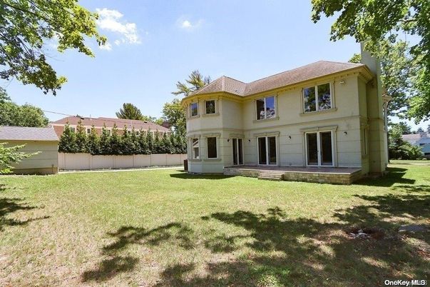 Backyard, Exterior, Facade, French Provincial
