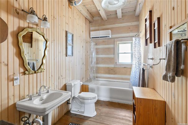 Bathroom, Interior, Wooden Ceilings, Wood Texture Flooring, Wooden Walls