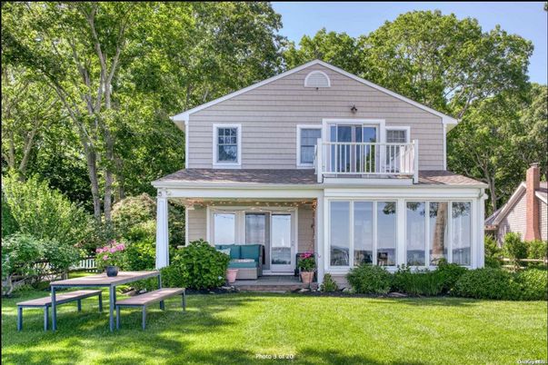 Backyard, Exterior, Facade, Farmhouse
