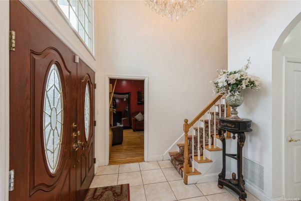Chandelier, Interior, Wood Texture Flooring