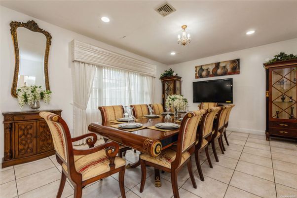 Chandelier, Dining room, Interior, Recessed Lighting