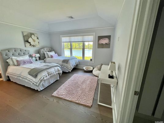 Bedroom, Interior, Water, Wood Texture Flooring