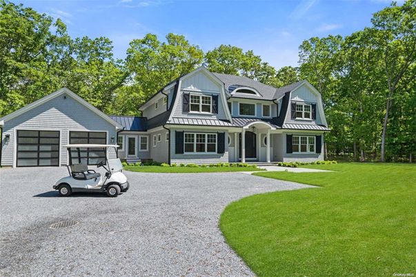 Attached, Exterior, Facade, Farmhouse