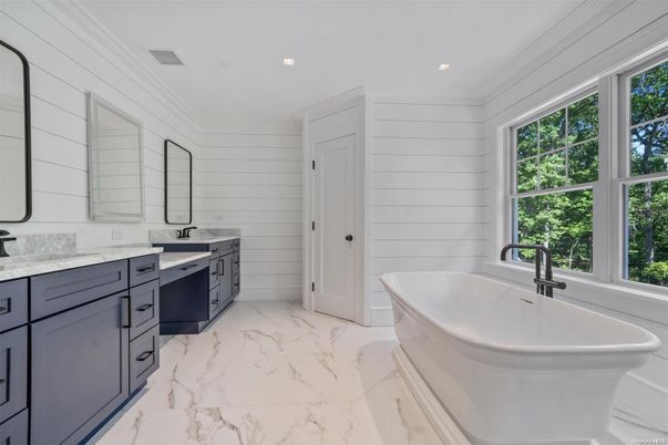 Bathroom, Dual Sink Vanities, Free Standing Baths, Interior, Marble, Recessed Lighting
