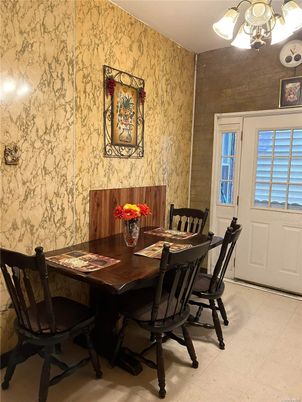 Chandelier, Dining room, Interior