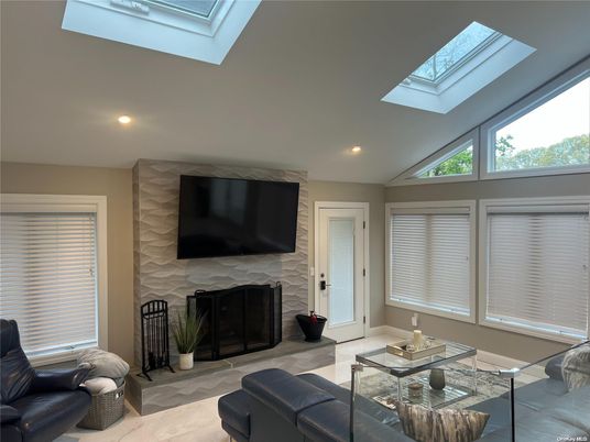 Fireplace, Interior, Living room, Recessed Lighting
