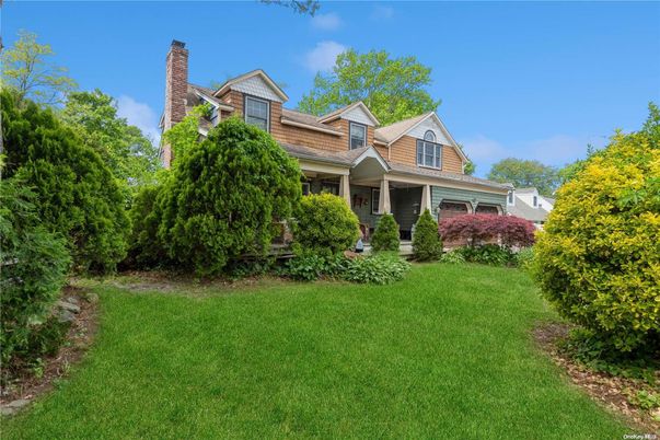 Backyard, Exterior, Facade, Cape Cod