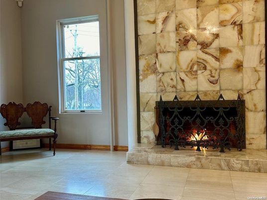 Fireplace, Interior