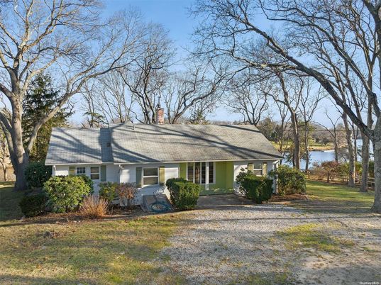 Backyard, Exterior, Facade, Water, Cape Cod