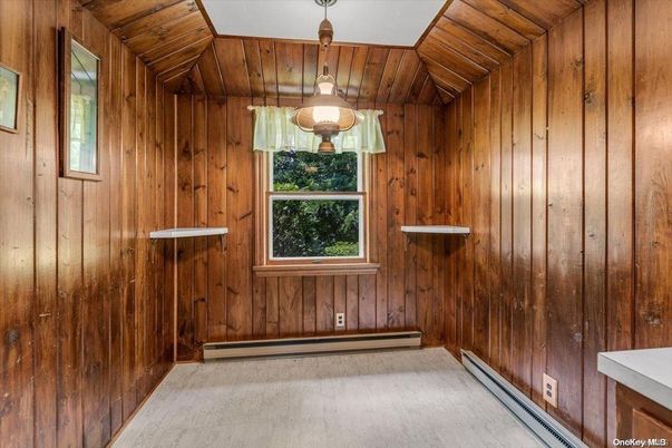 Empty room, Interior, Pendant Lights, Wooden Ceilings, Wooden Walls