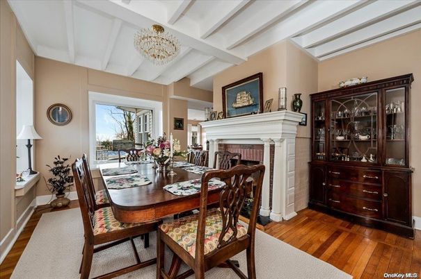 Chandelier, Dining room, Fireplace, Interior, Wood Texture Flooring