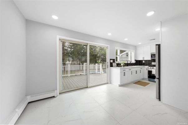 Interior, Kitchen, Marble, Recessed Lighting, Stainless Steel Appliances