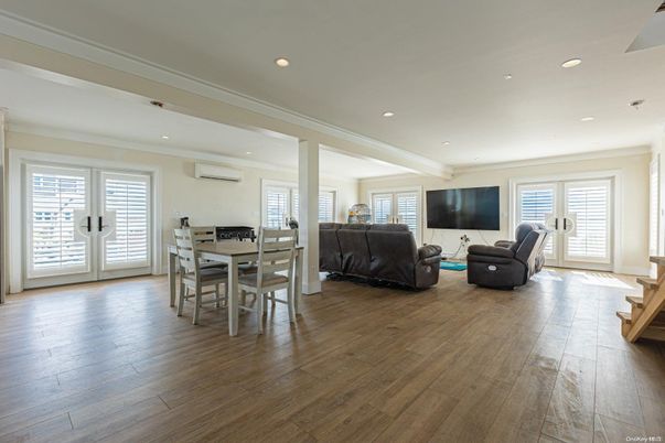 Dining room, Interior, Living room, Recessed Lighting, Wood Texture Flooring