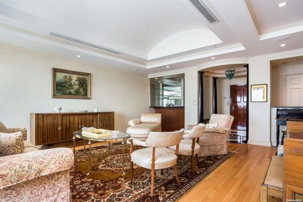 Interior, Living room, Piano, Recessed Lighting, Wood Texture Flooring