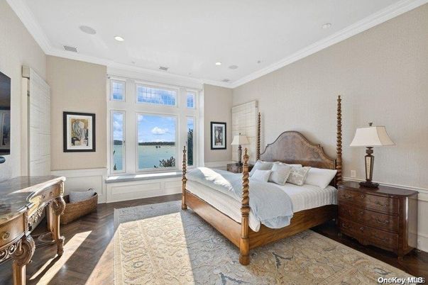 Bedroom, Interior, Recessed Lighting, Water, Wood Texture Flooring