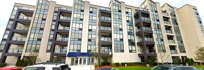 Exterior, Facade, Condo Building