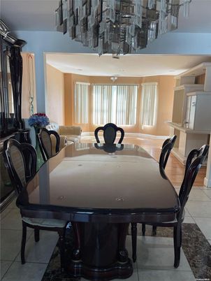 Dining room, Interior
