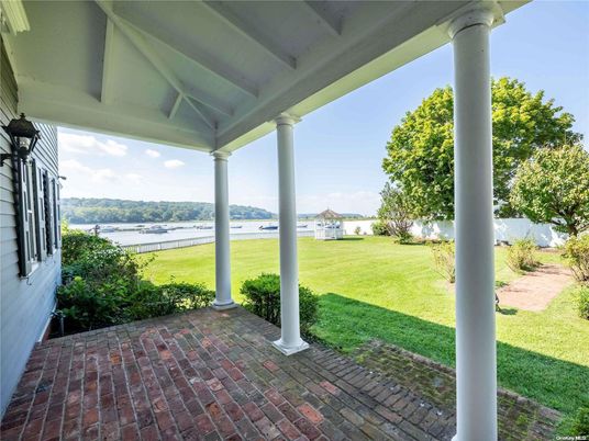 Backyard, Exterior, Water
