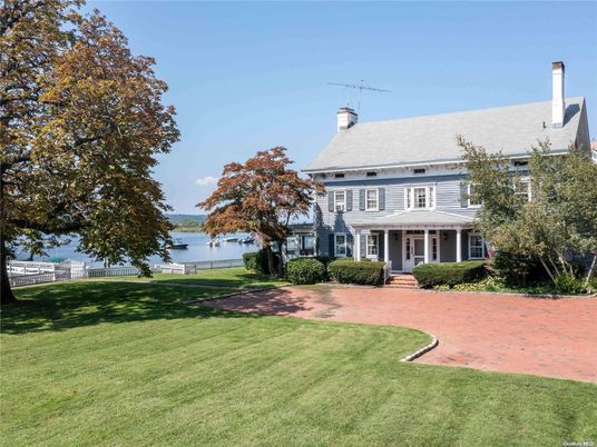 Backyard, Exterior, Facade, Water, Georgian