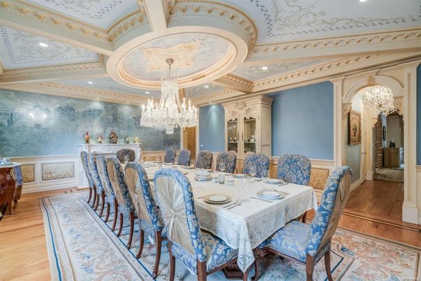 Chandelier, Dining room, Interior, Recessed Lighting, Wood Texture Flooring