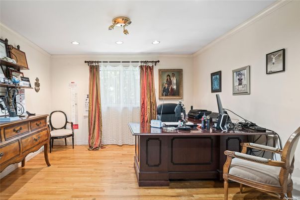 Home Office, Interior, Recessed Lighting, Wood Texture Flooring