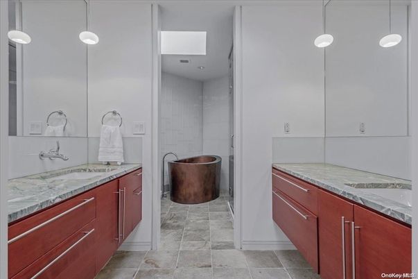 Bathroom, Dual Sink Vanities, Interior, Pendant Lights, Recessed Lighting