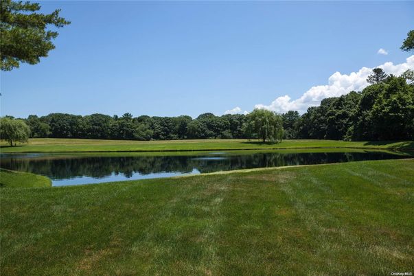 Exterior, Lake