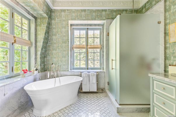 Bathroom, Free Standing Baths, Glass Shower, Interior